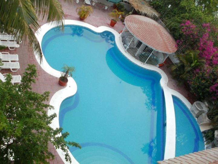 Hotel Y Suites Bugambilias Rincón de Guayabitos Exterior foto